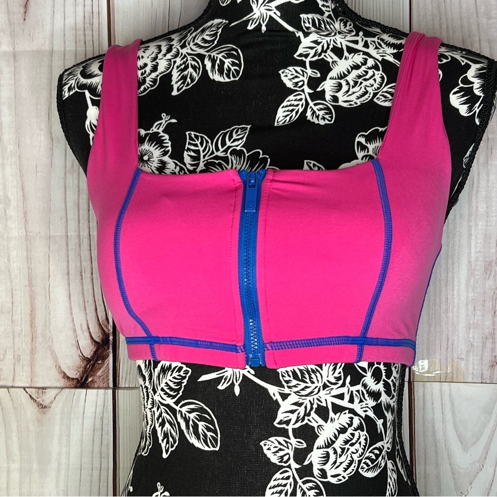 BuffBunny Vibrant Pink Bra with Blue Trim - Picture 2 of 7